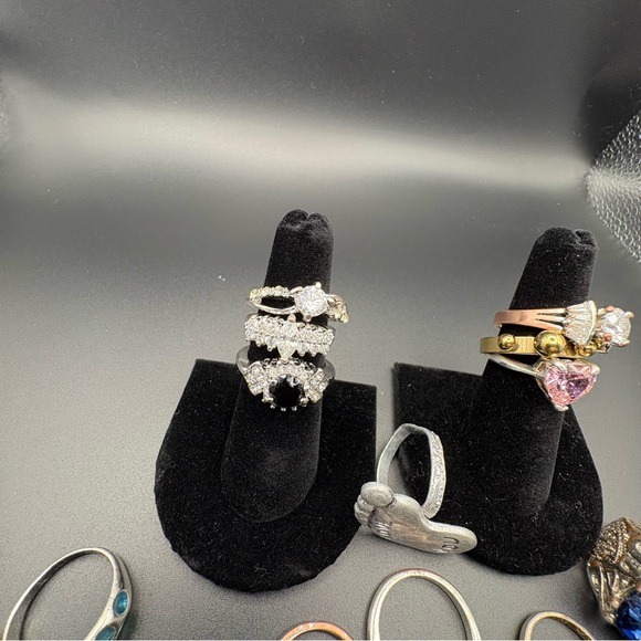 Stylish Assorted Color Ring Collection - Picture 7 of 7